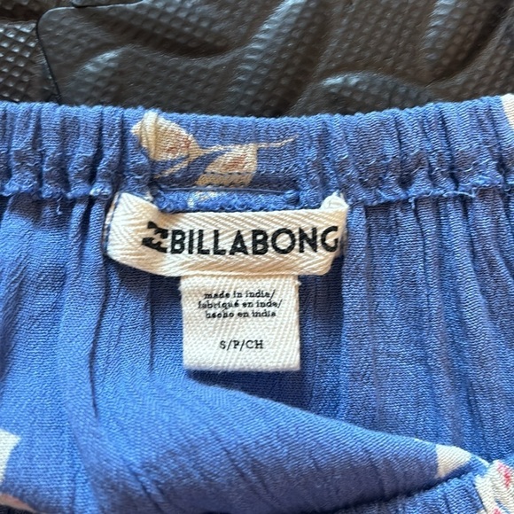 BILLABONG off the shoulder blue floral babydoll top cuffed sleeve in women’s S - Picture 9 of 10